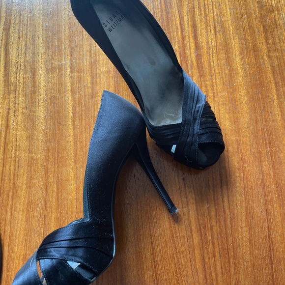Stuart Weitzman black satin heels - Picture 5 of 5